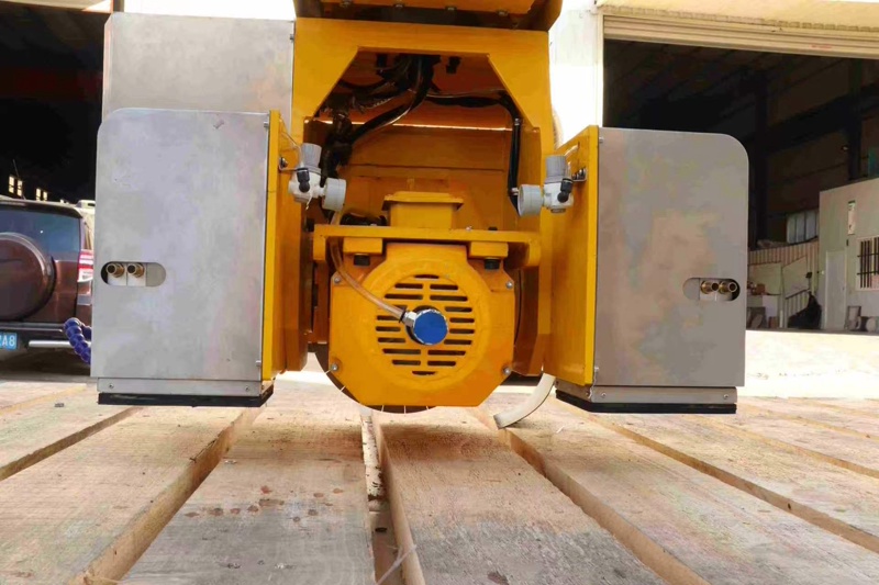 Five - Axis Bridge Cutting Machines